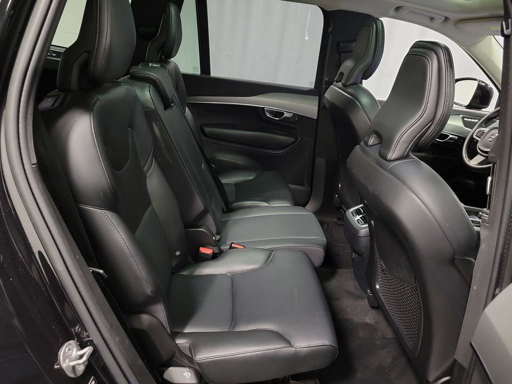 Used 2023 Volvo XC90 B5 Core AWD/4WD image 26