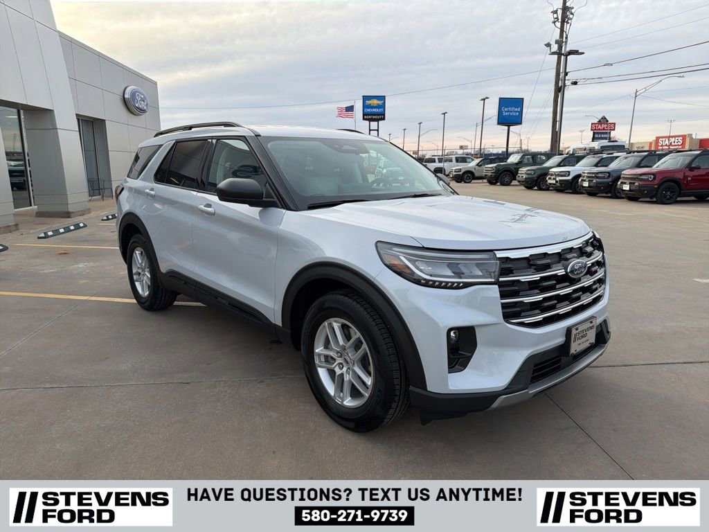 New 2026 Ford Explorer Active w/ Active Comfort Package image 8