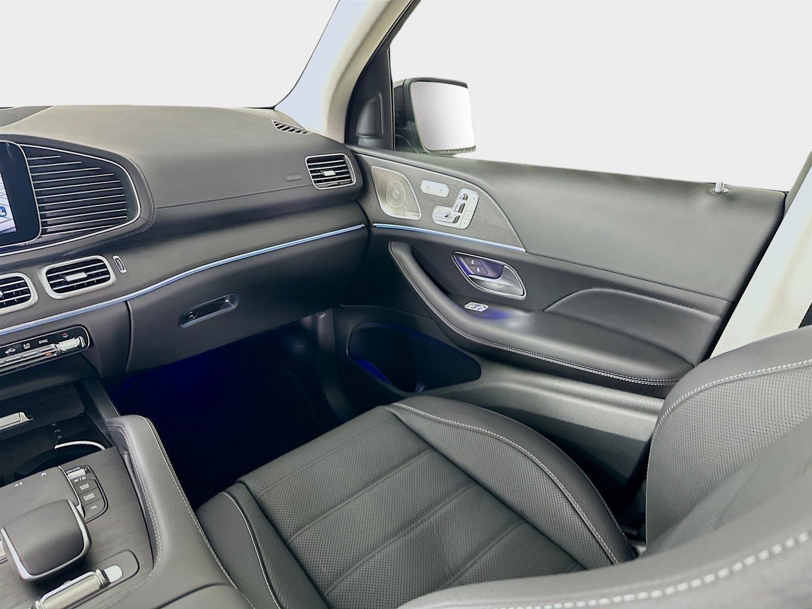 Used 2026 Mercedes-Benz GLS 450 4MATIC image 31