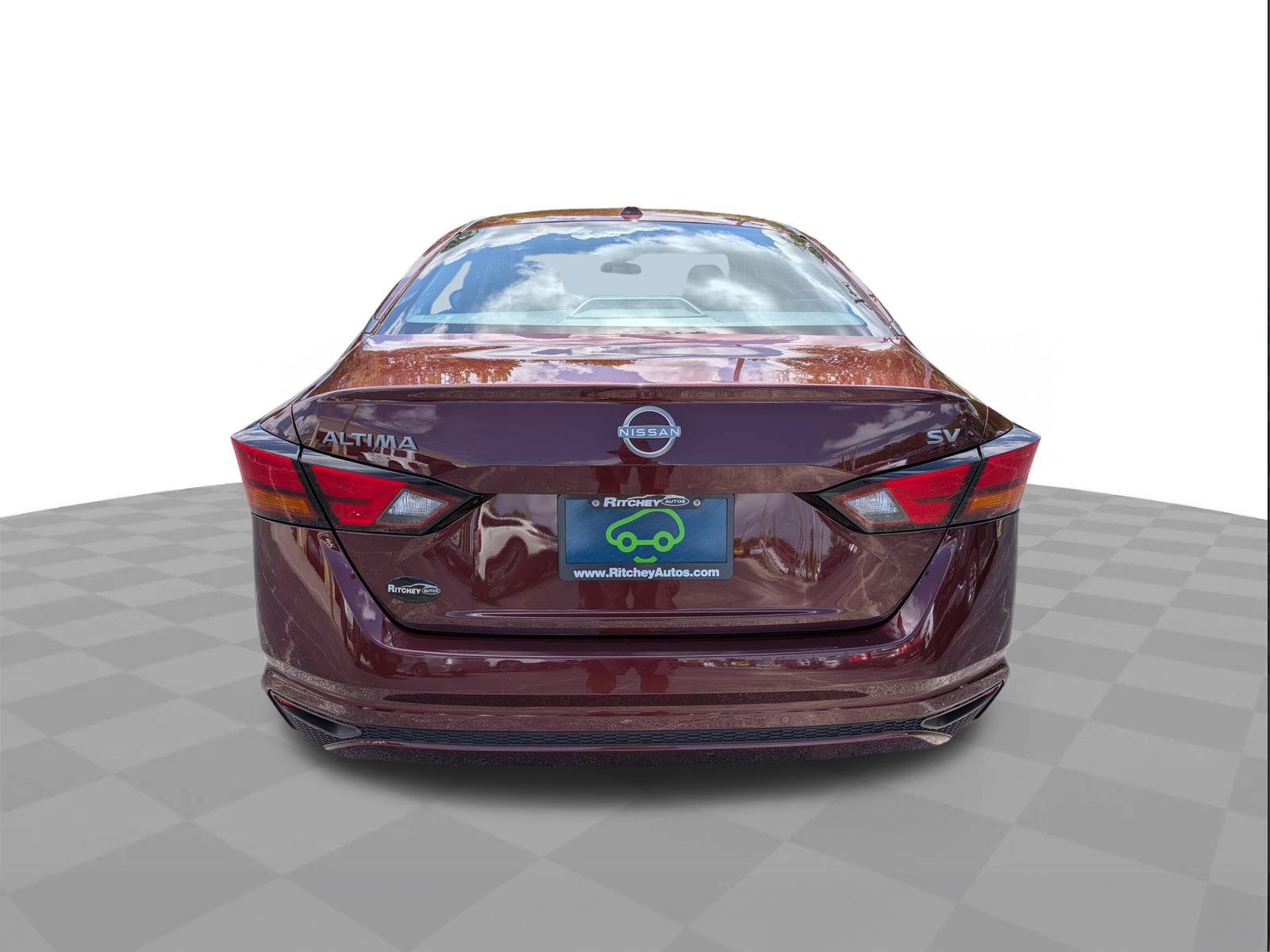 Used 2024 Nissan Altima 2.5 SV FWD image 5