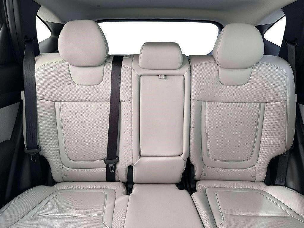 New 2026 Hyundai Tucson Limited image 16