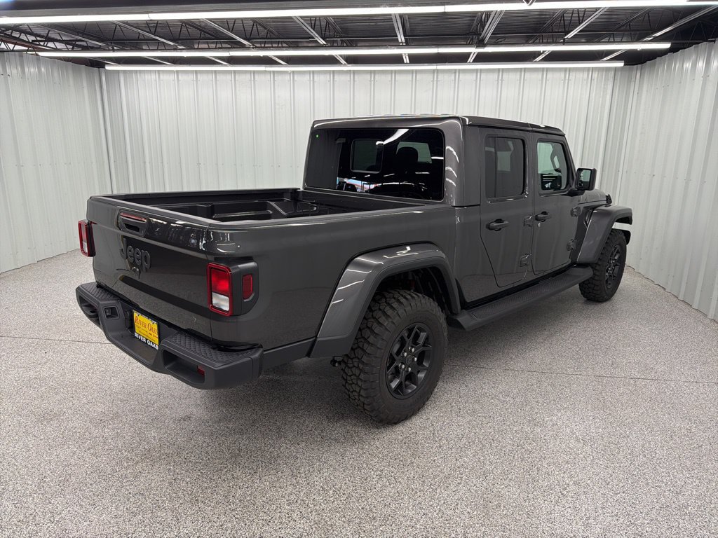 New 2026 Jeep Gladiator Sport AWD/4WD image 5
