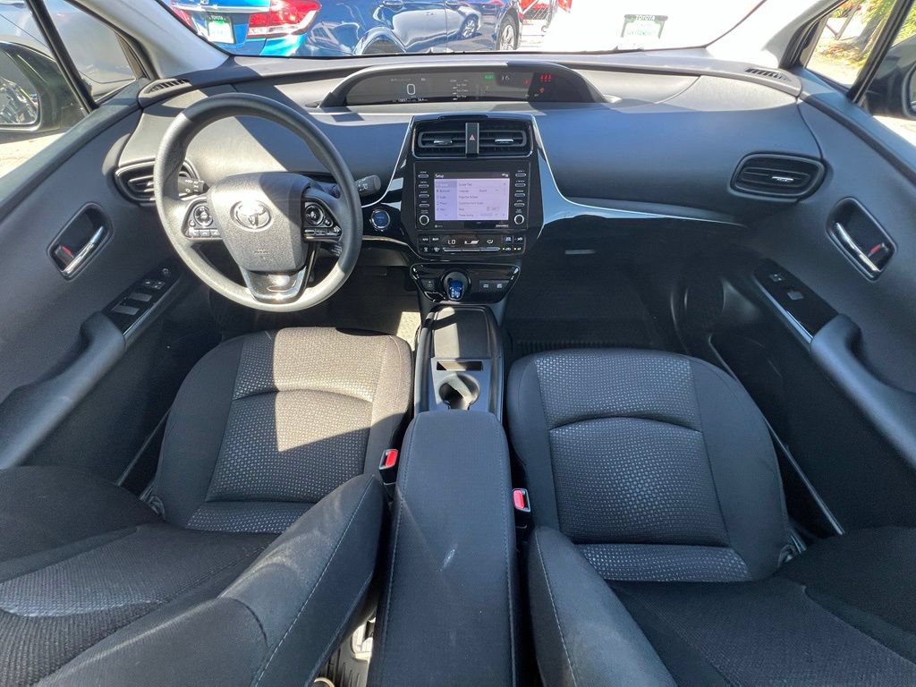 Certified 2022 Toyota Prius LE FWD image 23