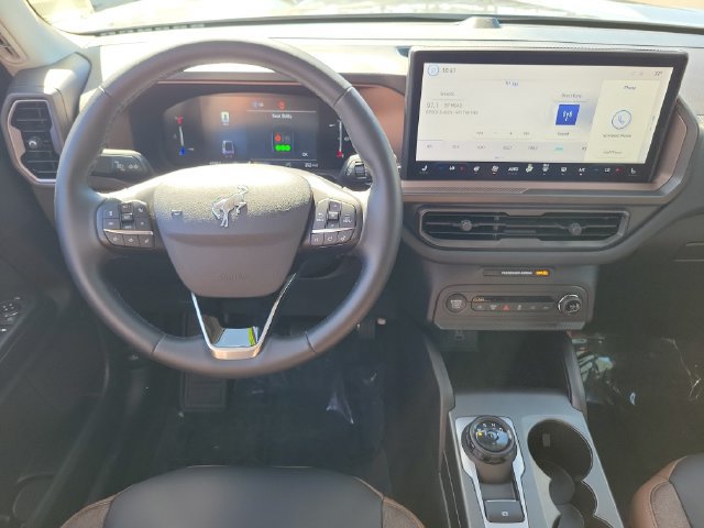 Used 2026 Ford Bronco Sport Outer Banks AWD/4WD image 4