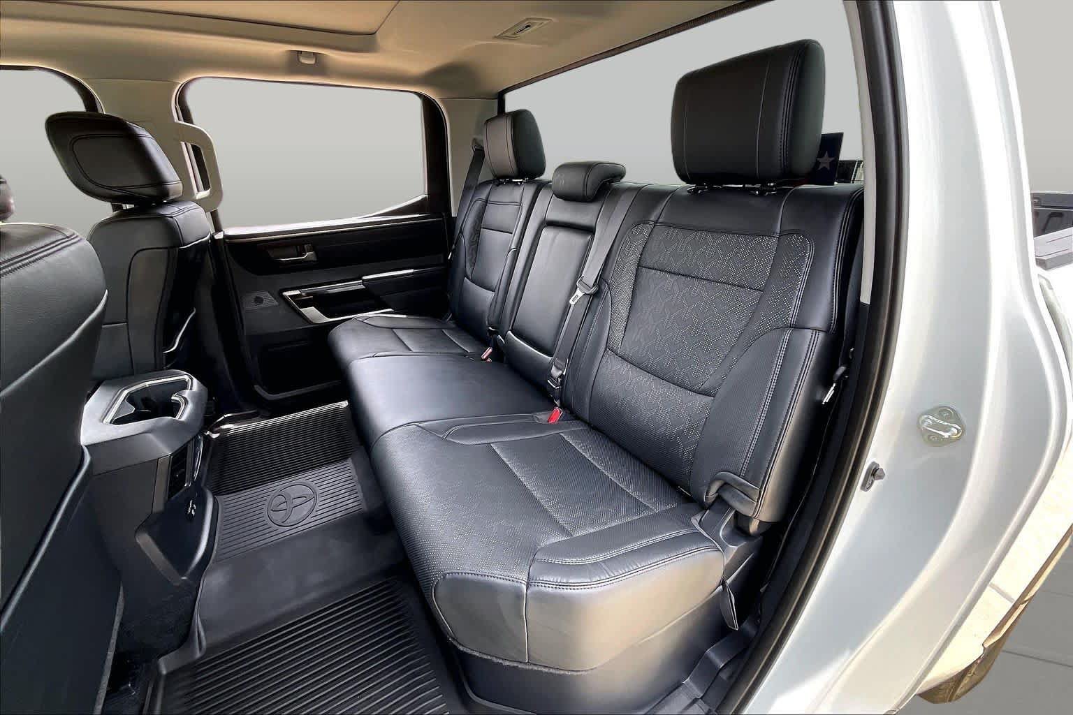 Used 2024 Toyota Tundra Limited AWD/4WD image 21