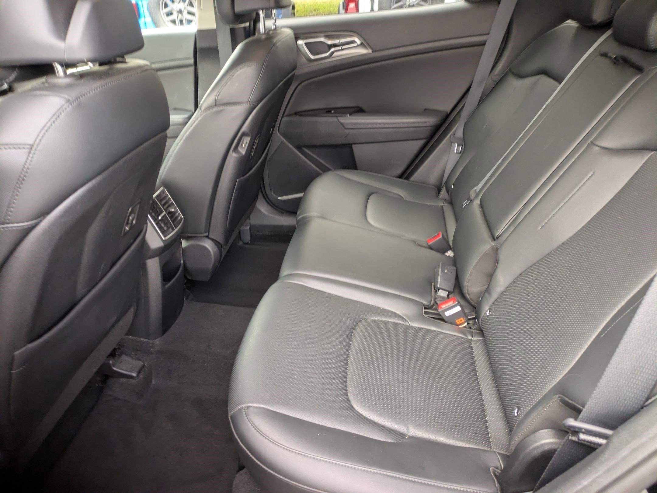 Used 2023 Kia Sportage EX image 22