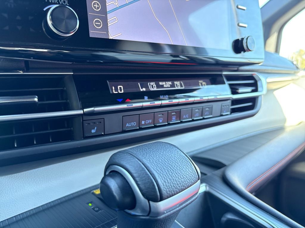 Used 2023 Toyota Sienna XSE image 30