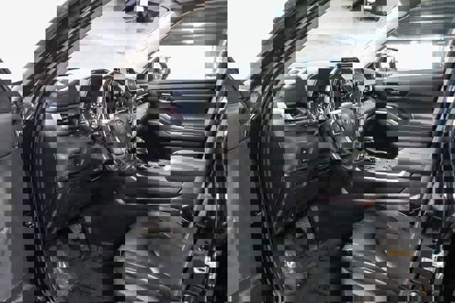 Certified 2022 Toyota Highlander XLE image 18