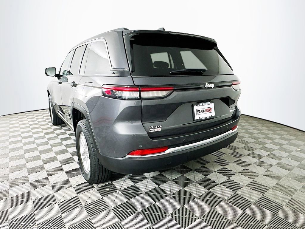 Certified 2023 Jeep Grand Cherokee Laredo image 7