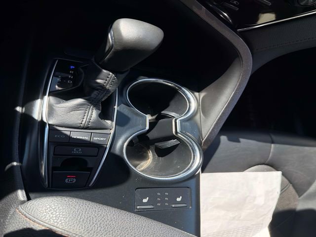 Used 2018 Toyota Camry XLE FWD image 23