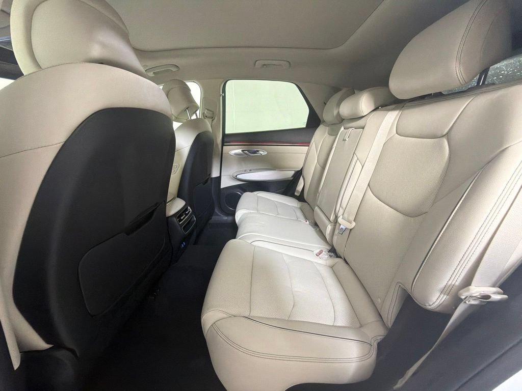 New 2027 Genesis GV70 2.5T Advanced AWD/4WD image 28