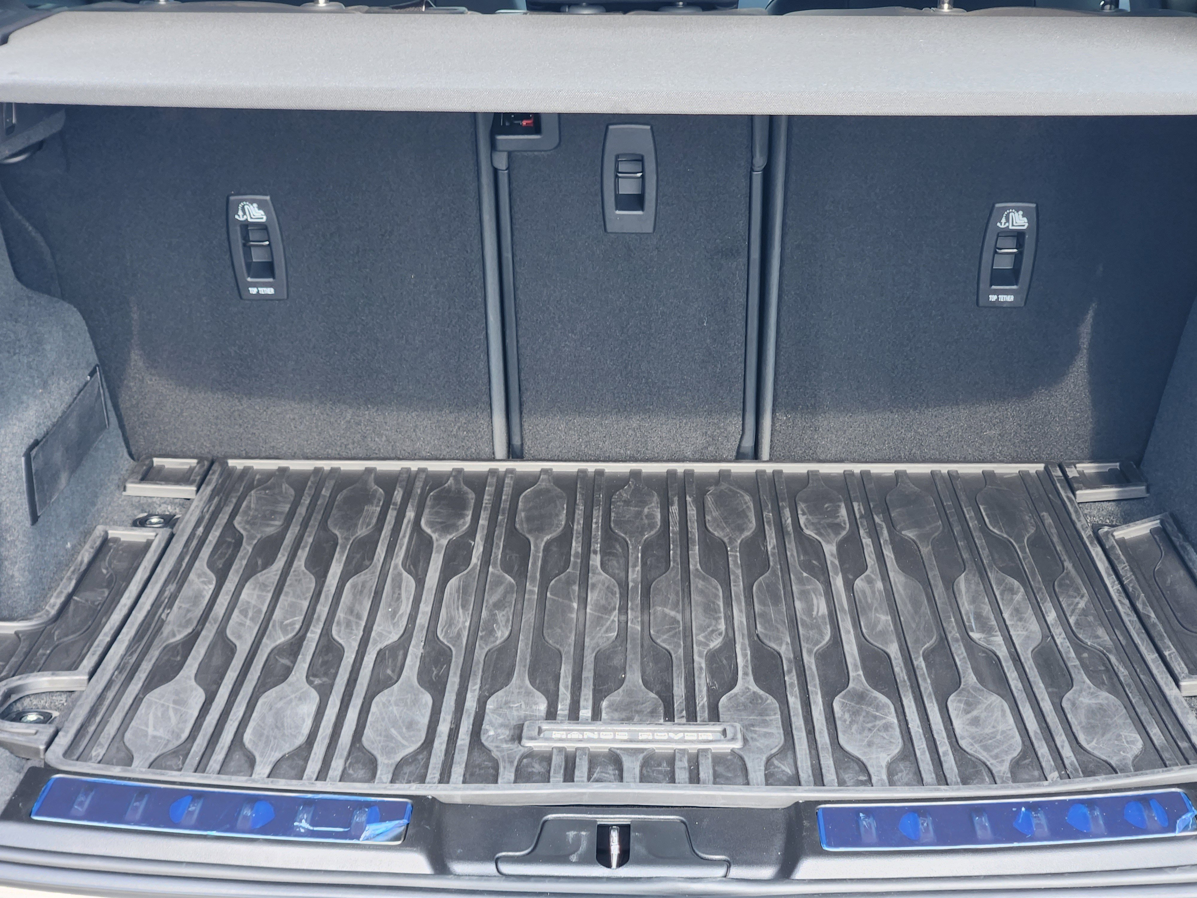 Used 2025 Land Rover Range Rover Evoque Dynamic SE image 34