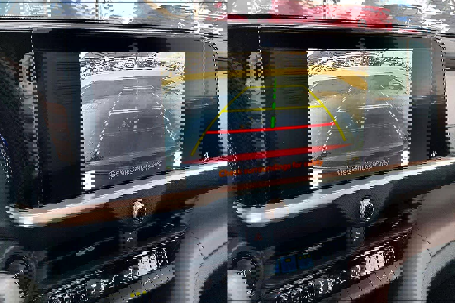 Used 2023 Toyota Crown Limited image 25