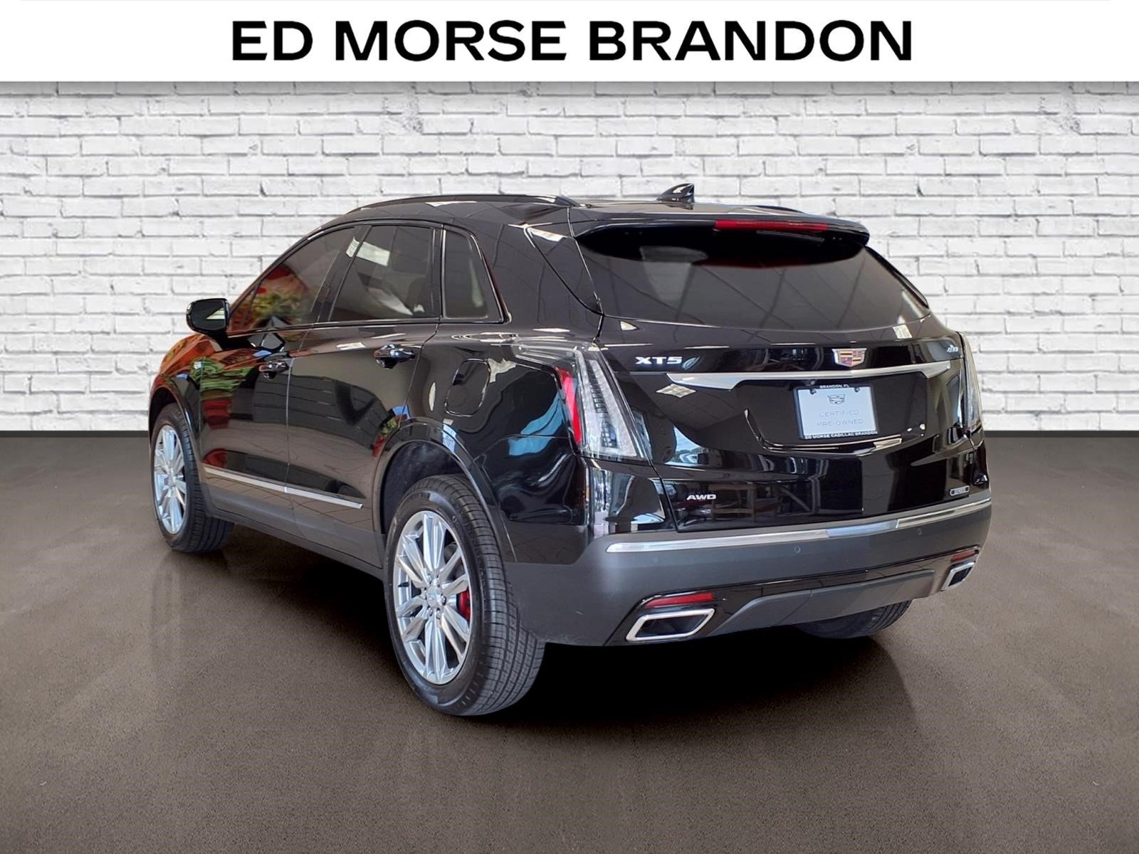 Certified 2025 Cadillac XT5 Sportv AWD/4WD image 3