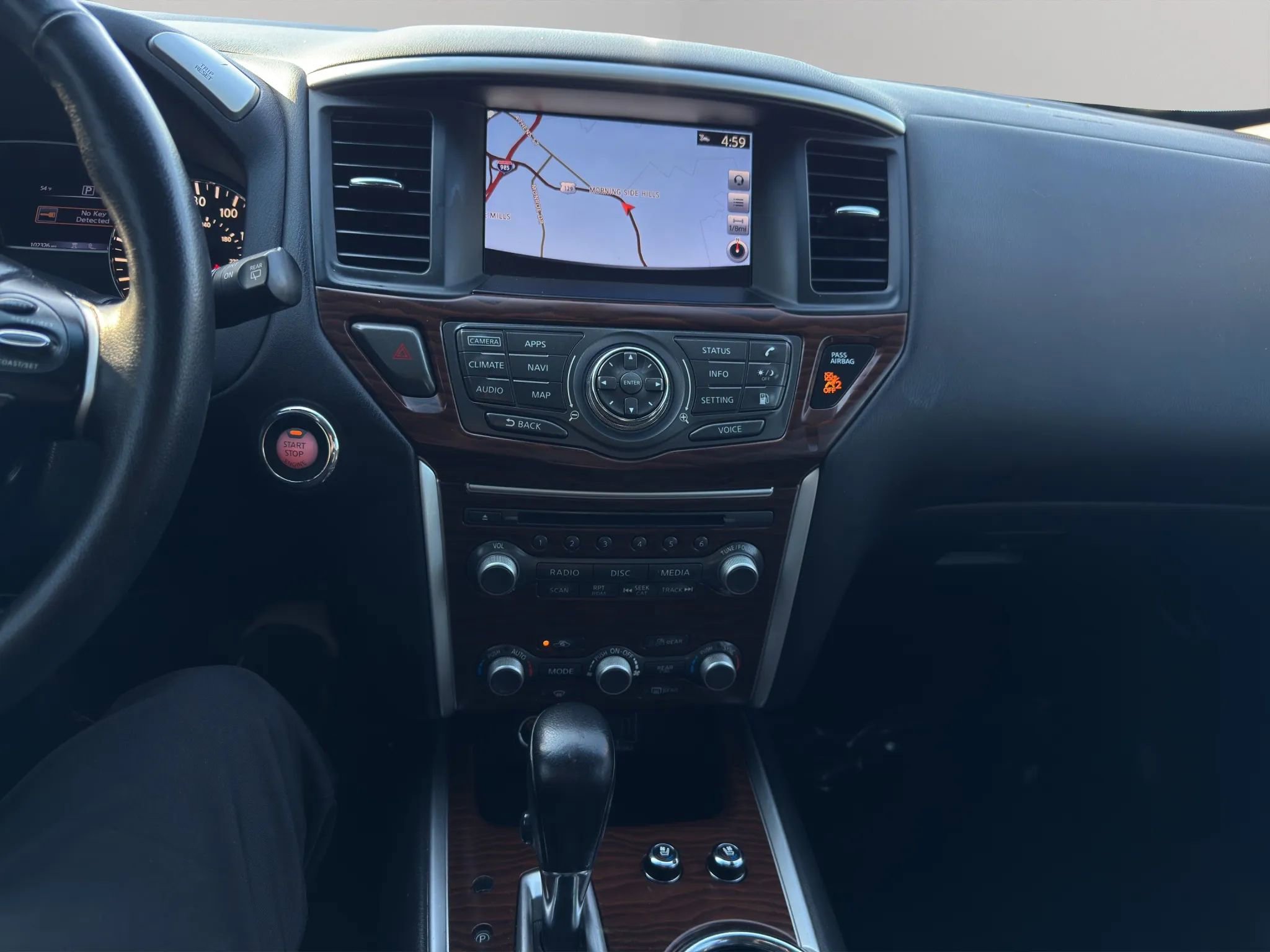 Used 2019 Nissan Pathfinder Platinum image 15