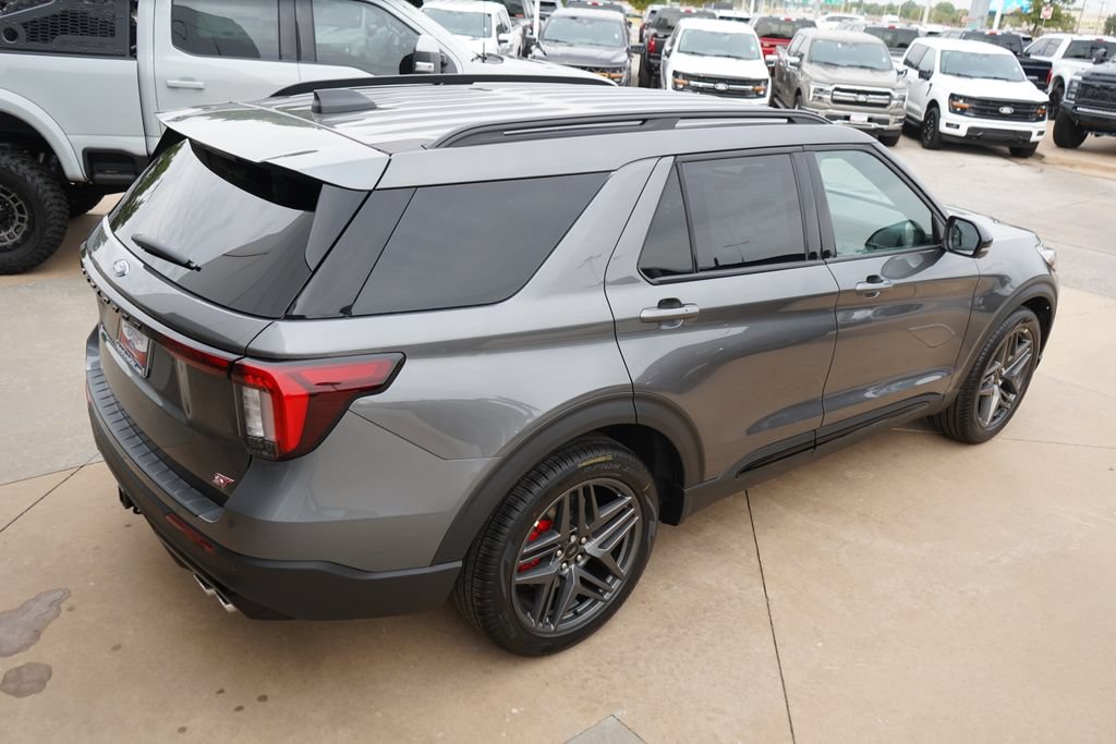 New 2026 Ford Explorer ST AWD/4WD image 14
