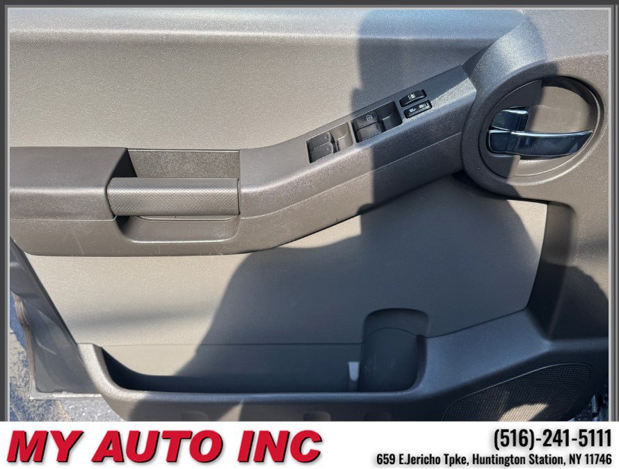 Used 2013 Nissan Xterra S AWD/4WD image 22
