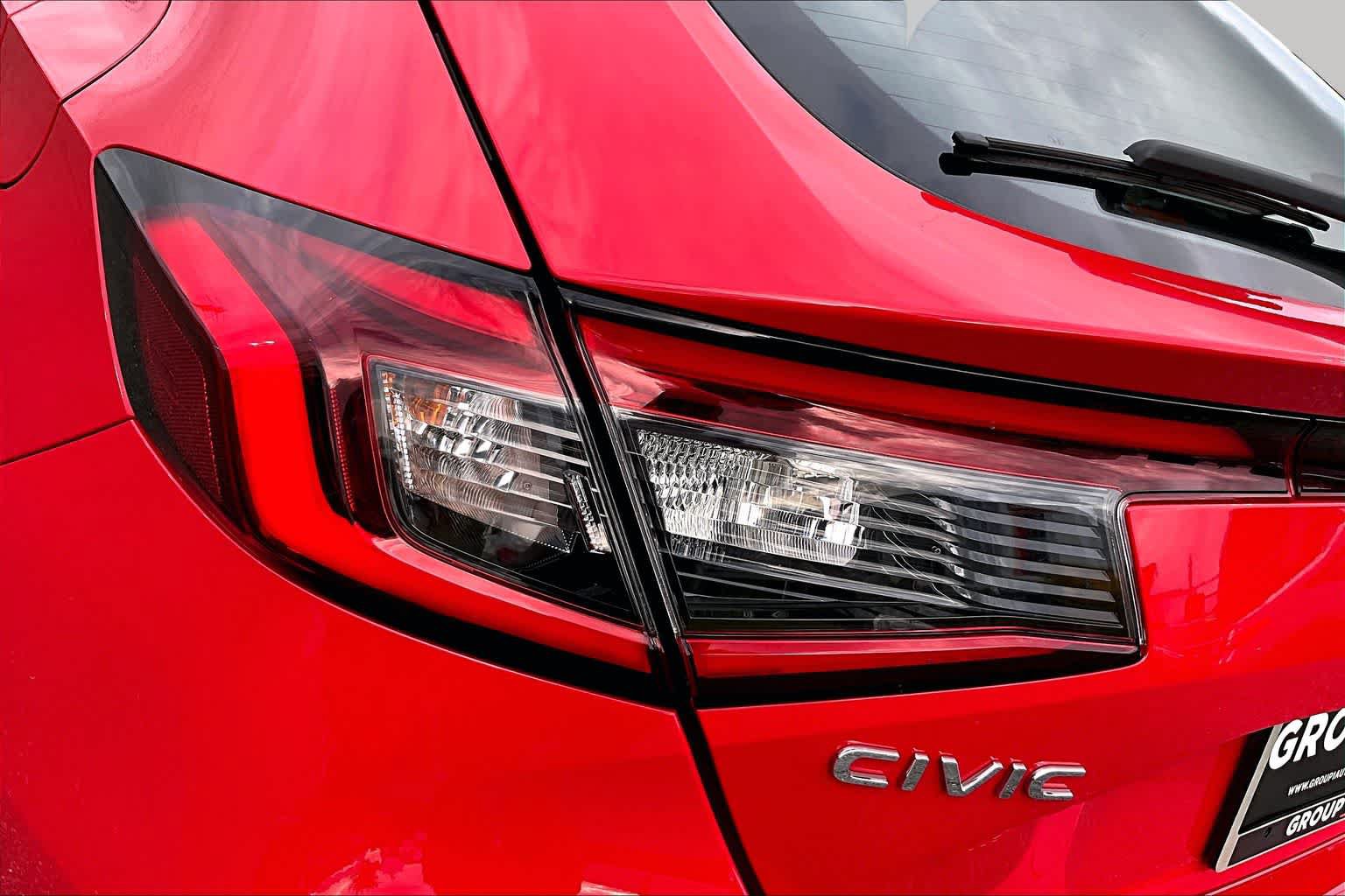Used 2023 Honda Civic Sport image 28