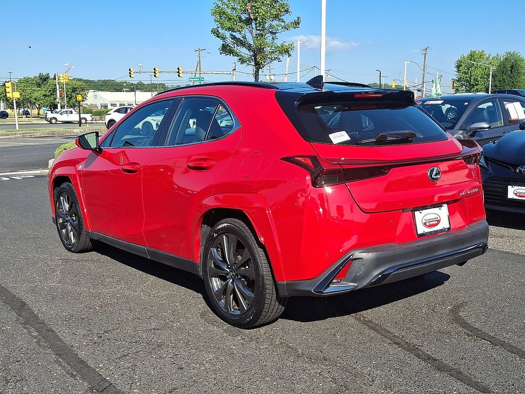 Used 2024 Lexus UX 250h F Sport AWD/4WD image 4