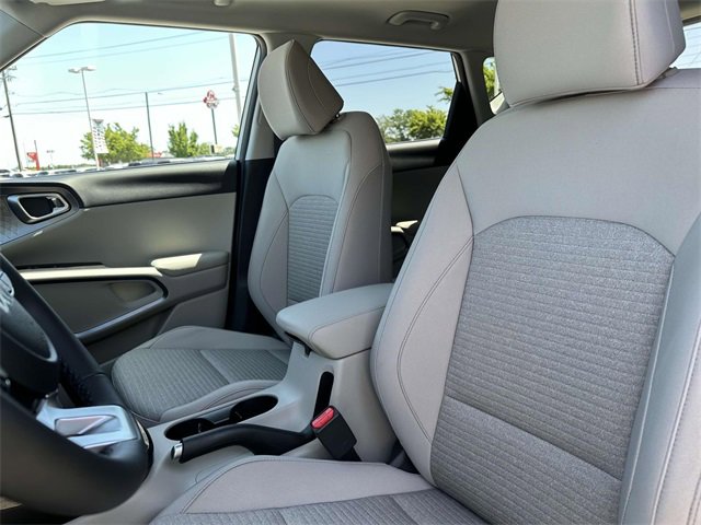 New 2025 Kia Soul EX image 6
