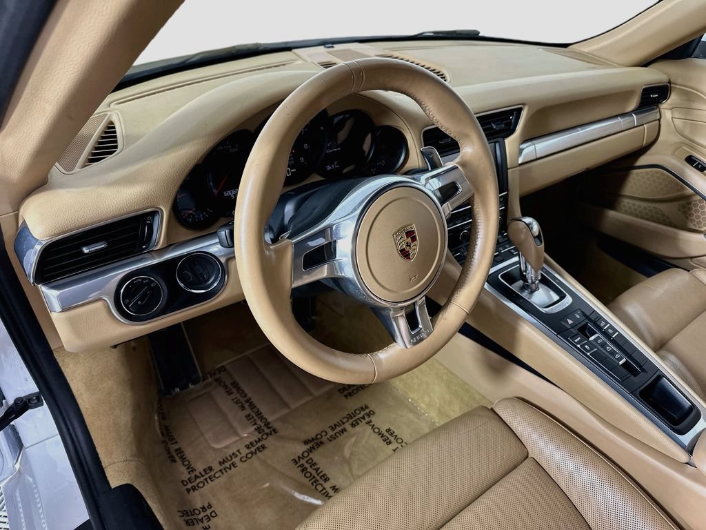 Used 2012 Porsche 911 Carrera RWD image 4