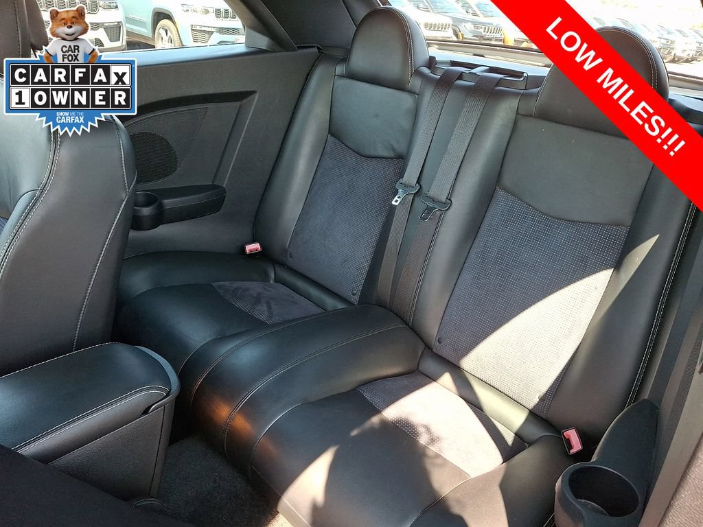 Used 2013 Chrysler 200 S FWD image 10