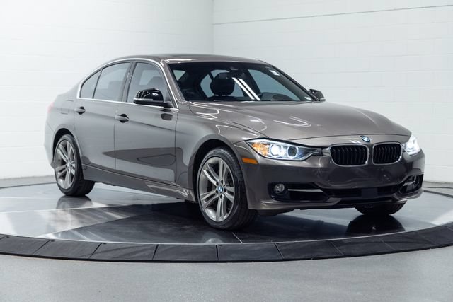 Used 2015 BMW 335i xDrive Sedan AWD/4WD image 4