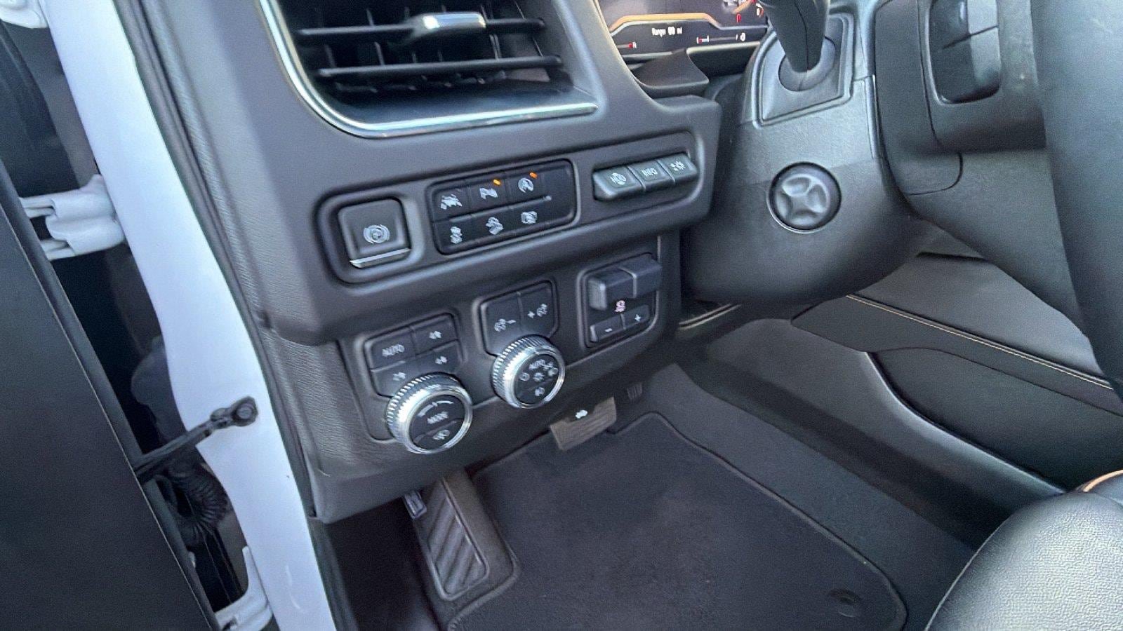 Used 2023 GMC Yukon AT4 w/ AT4 Premium Plus Package AWD/4WD image 28