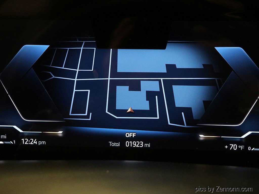 Used 2025 BMW X5 xDrive50e image 17