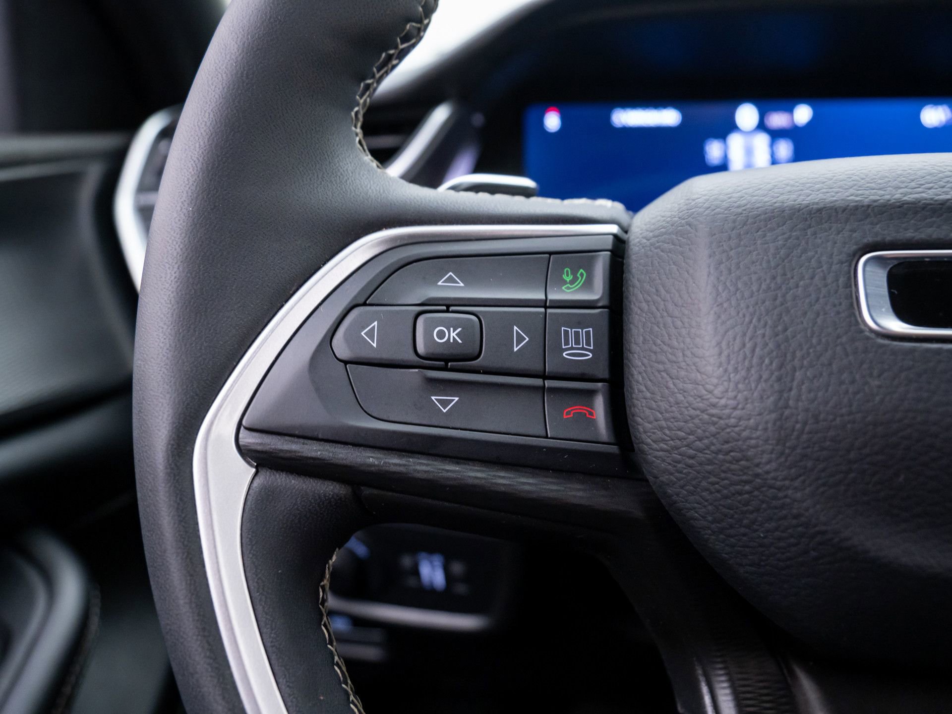 Used 2024 Jeep Grand Cherokee Altitude image 31