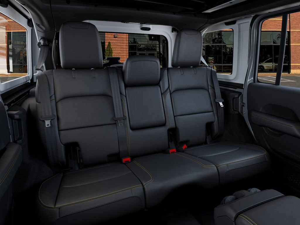 New 2026 Jeep Wrangler Unlimited Sahara AWD/4WD image 15