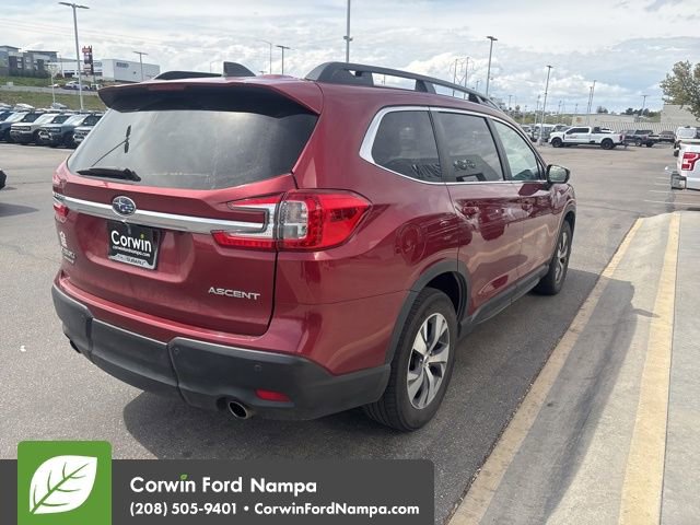 Used 2023 Subaru Ascent Premium w/ Convenience Package image 5