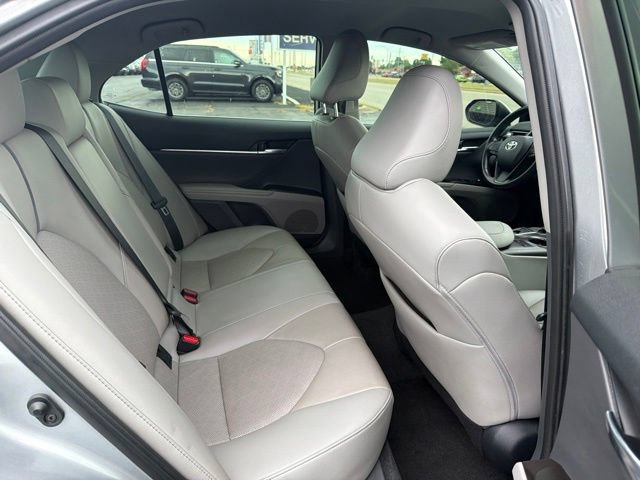Used 2023 Toyota Camry XSE FWD image 13