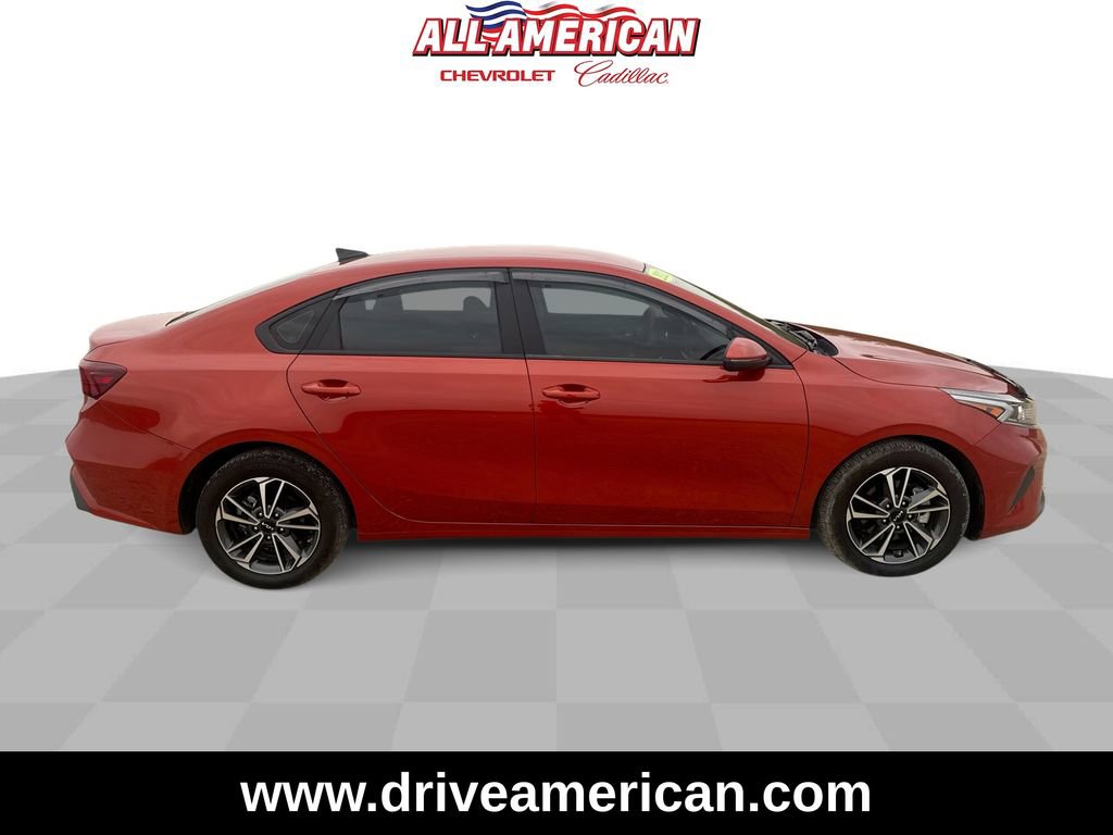 Used 2023 Kia Forte LXS w/ LXS Technology Package image 9