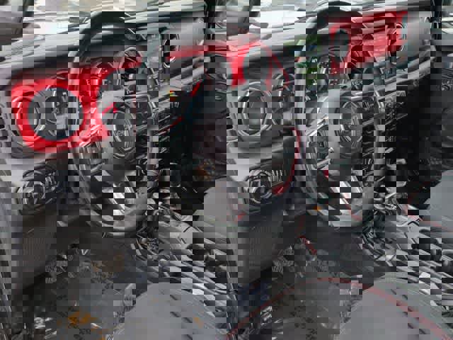 Used 2018 Jeep Wrangler Unlimited Rubicon image 10