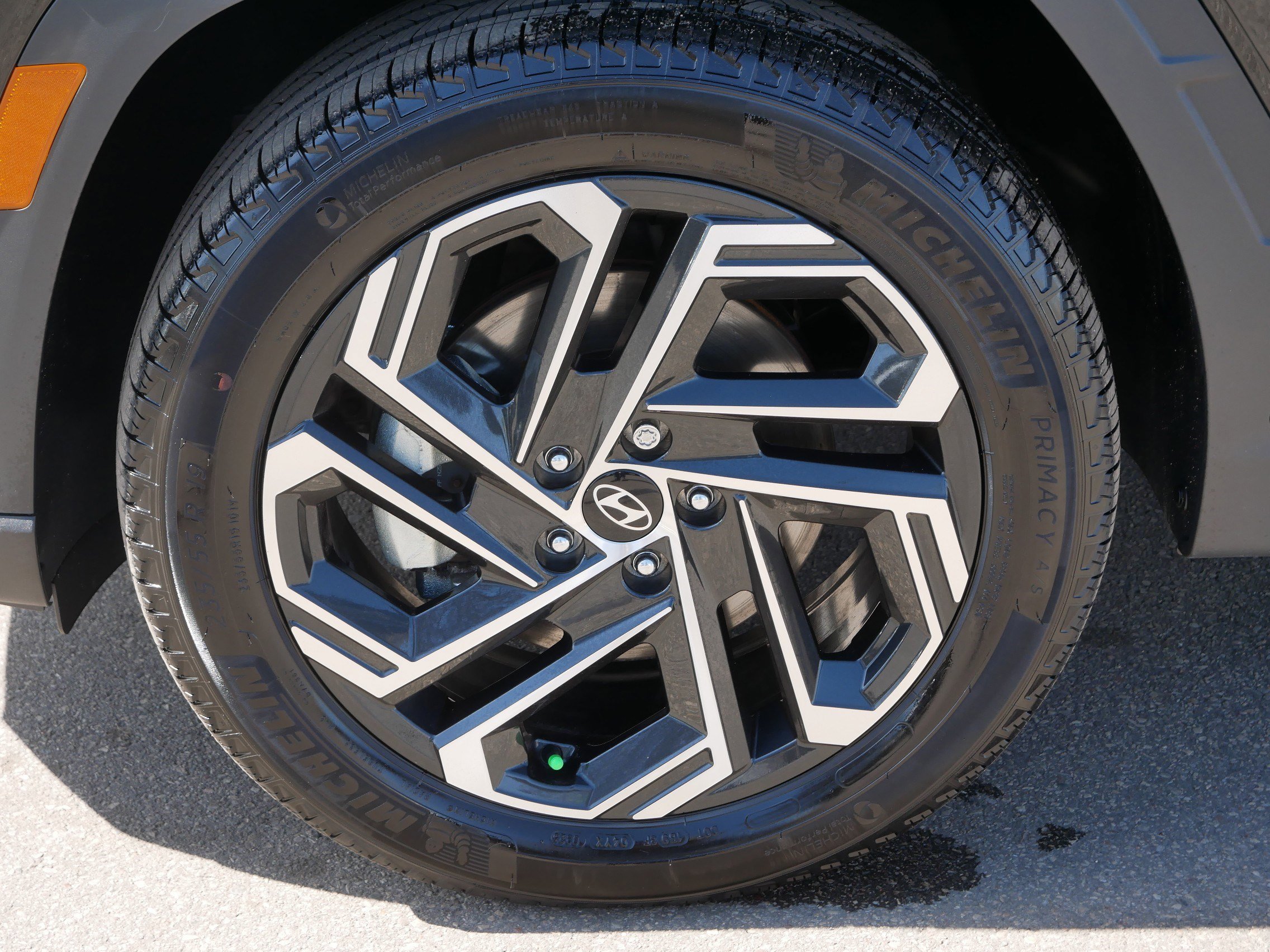 Certified 2025 Hyundai Tucson Limited image 15