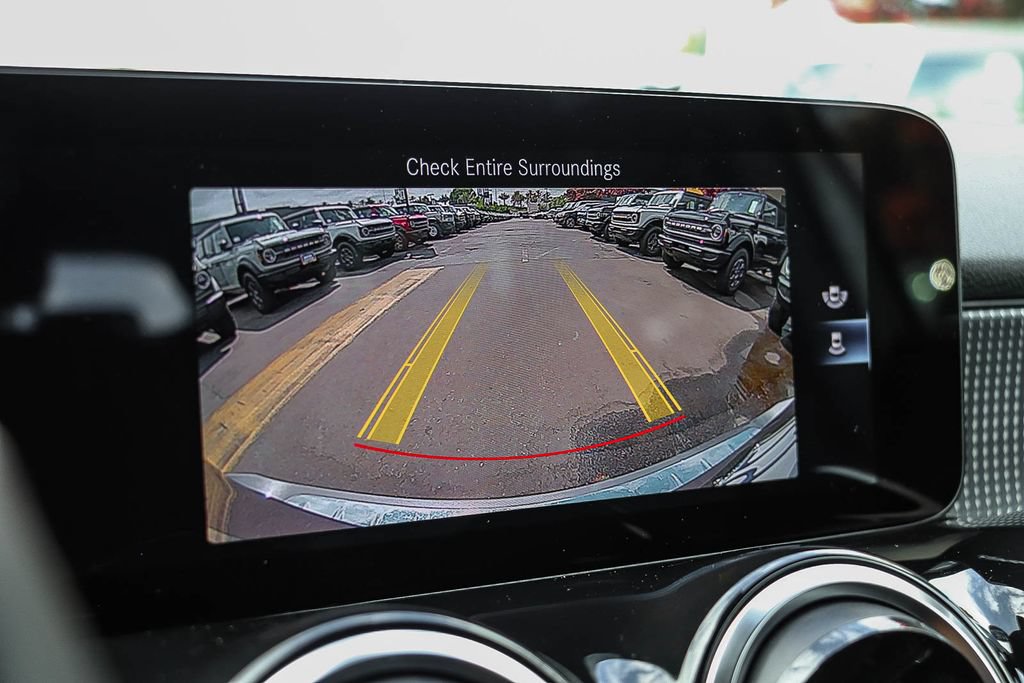 Used 2022 Mercedes-Benz GLB 250 4MATIC image 30