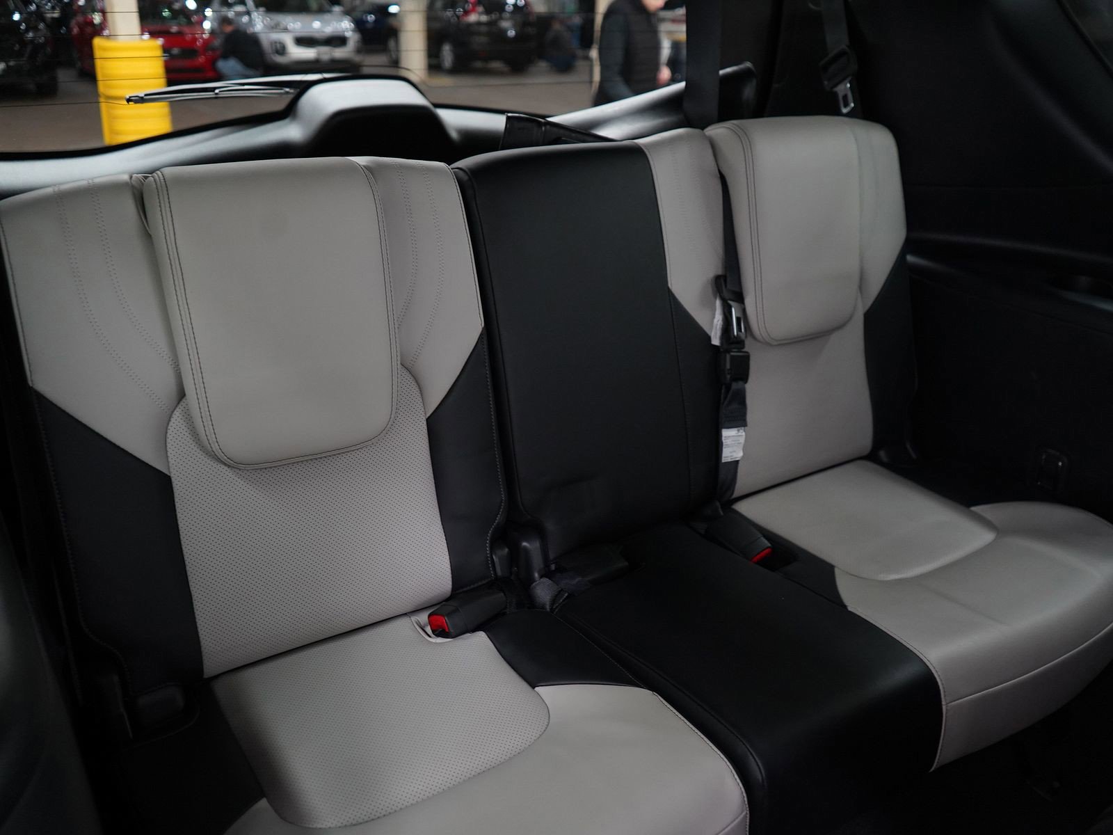 Used 2019 INFINITI QX80 Limited AWD/4WD image 13