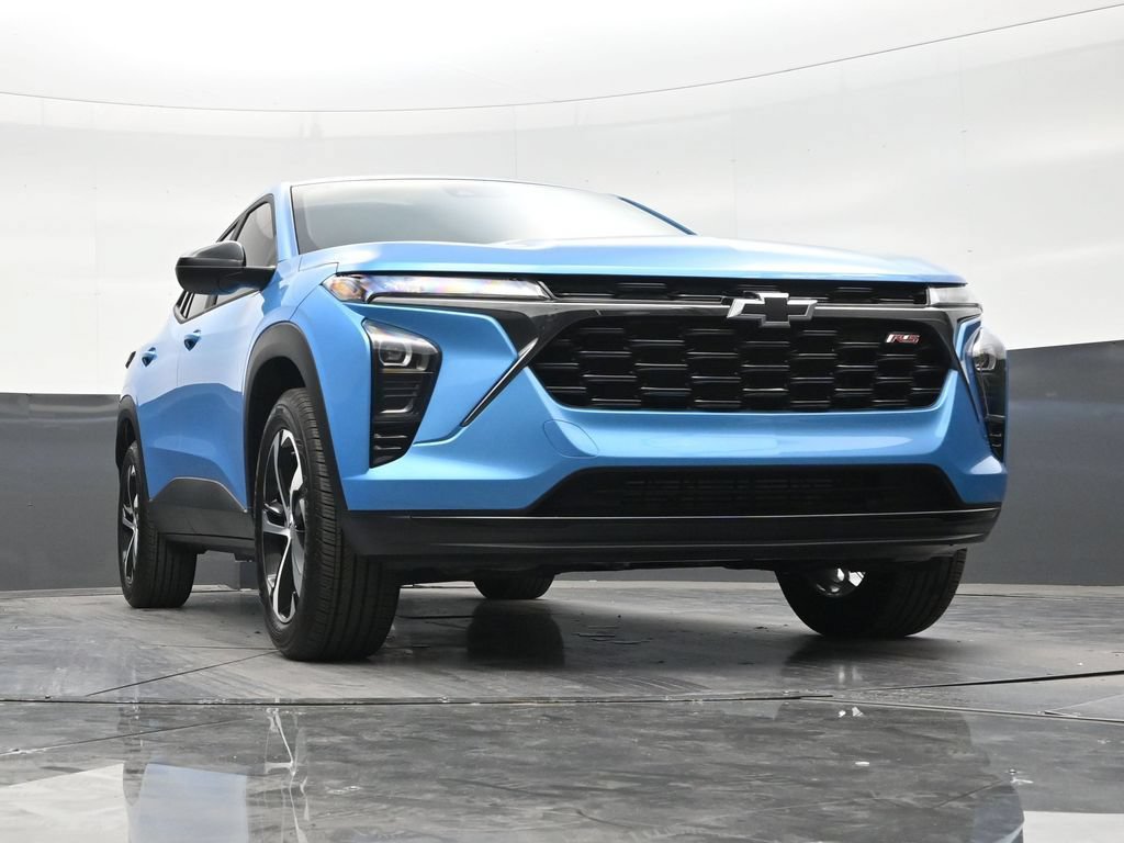 Used 2025 Chevrolet Trax RS FWD image 26