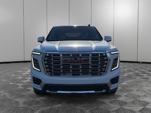 New 2026 GMC Yukon Denali w/ Sun & Power Step Package AWD/4WD image 8
