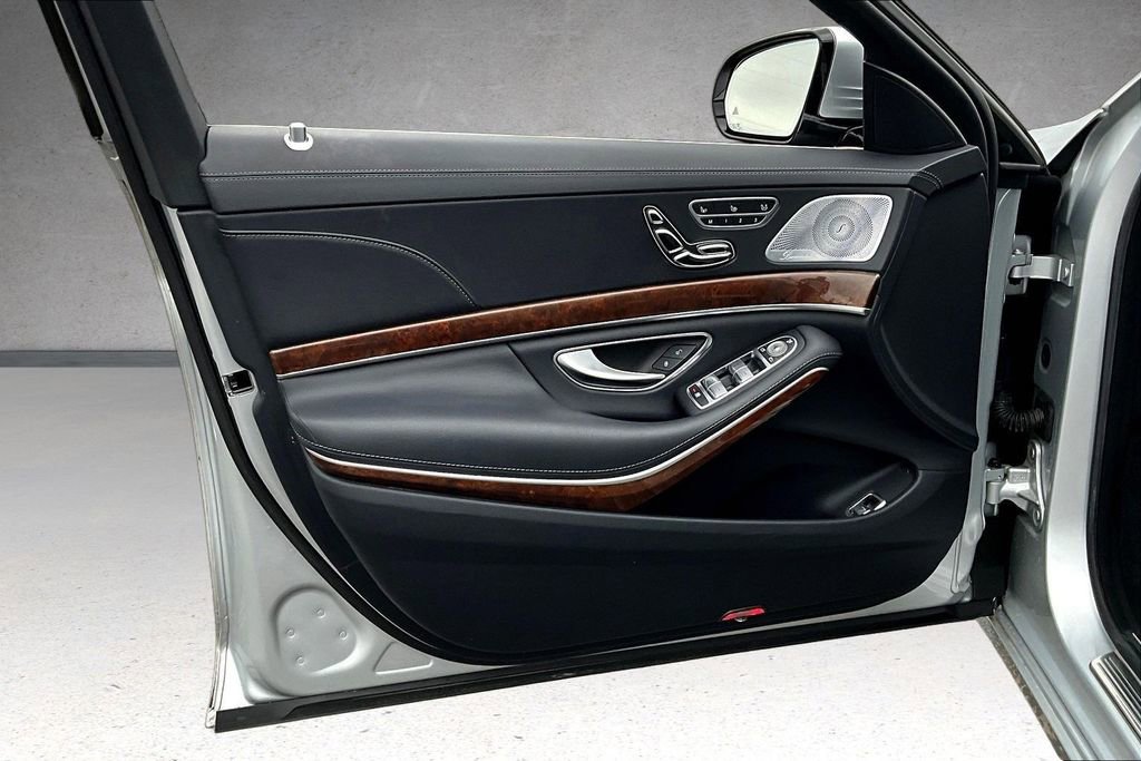 Used 2014 Mercedes-Benz S 550 Sedan image 21