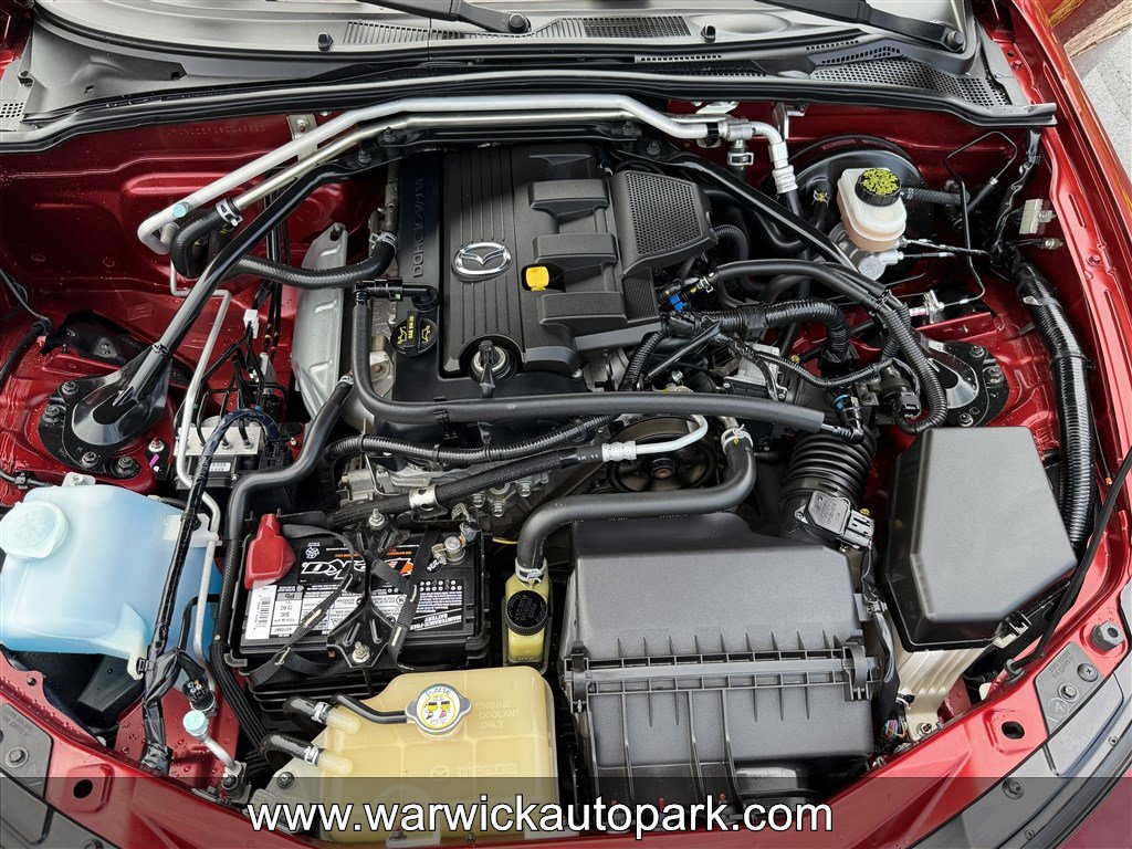 Used 2008 MAZDA MX-5 Miata Grand Touring RWD image 4