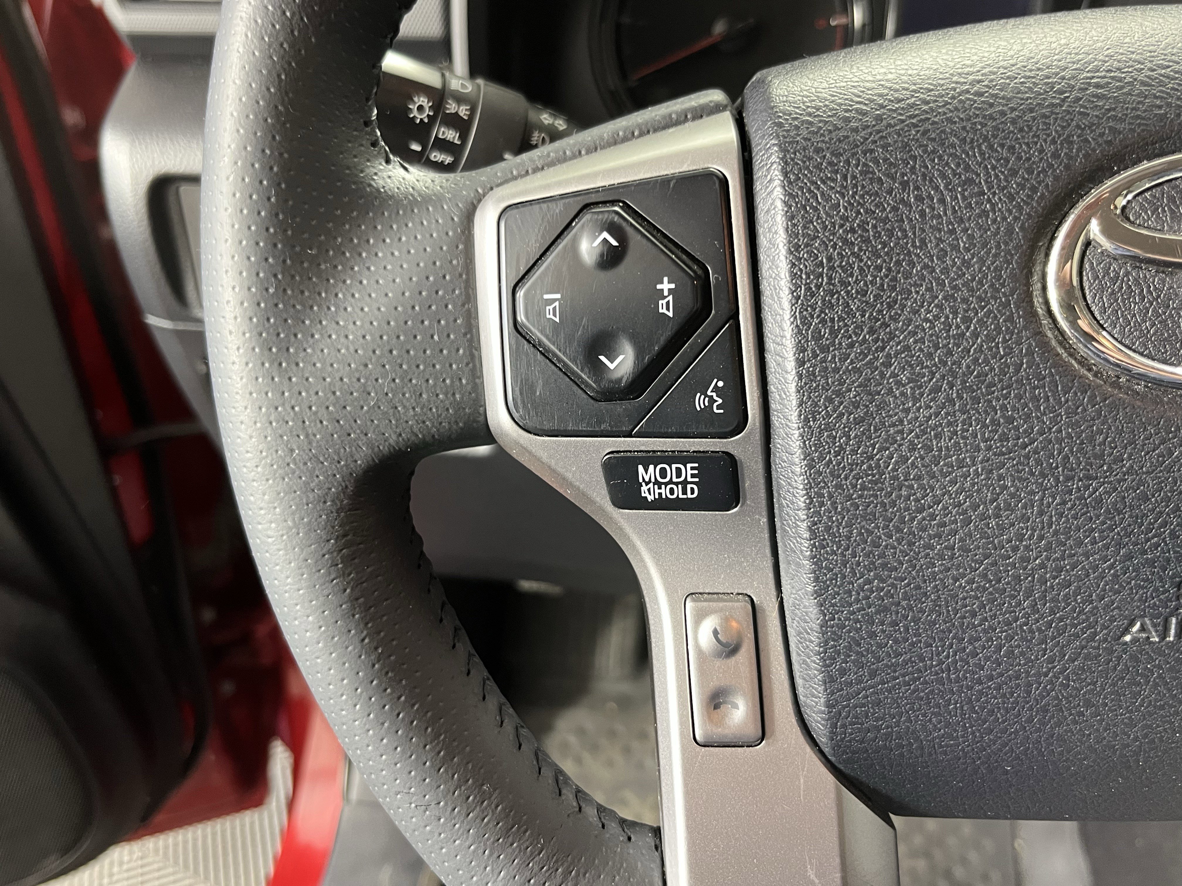Used 2024 Toyota 4Runner SR5 AWD/4WD image 19