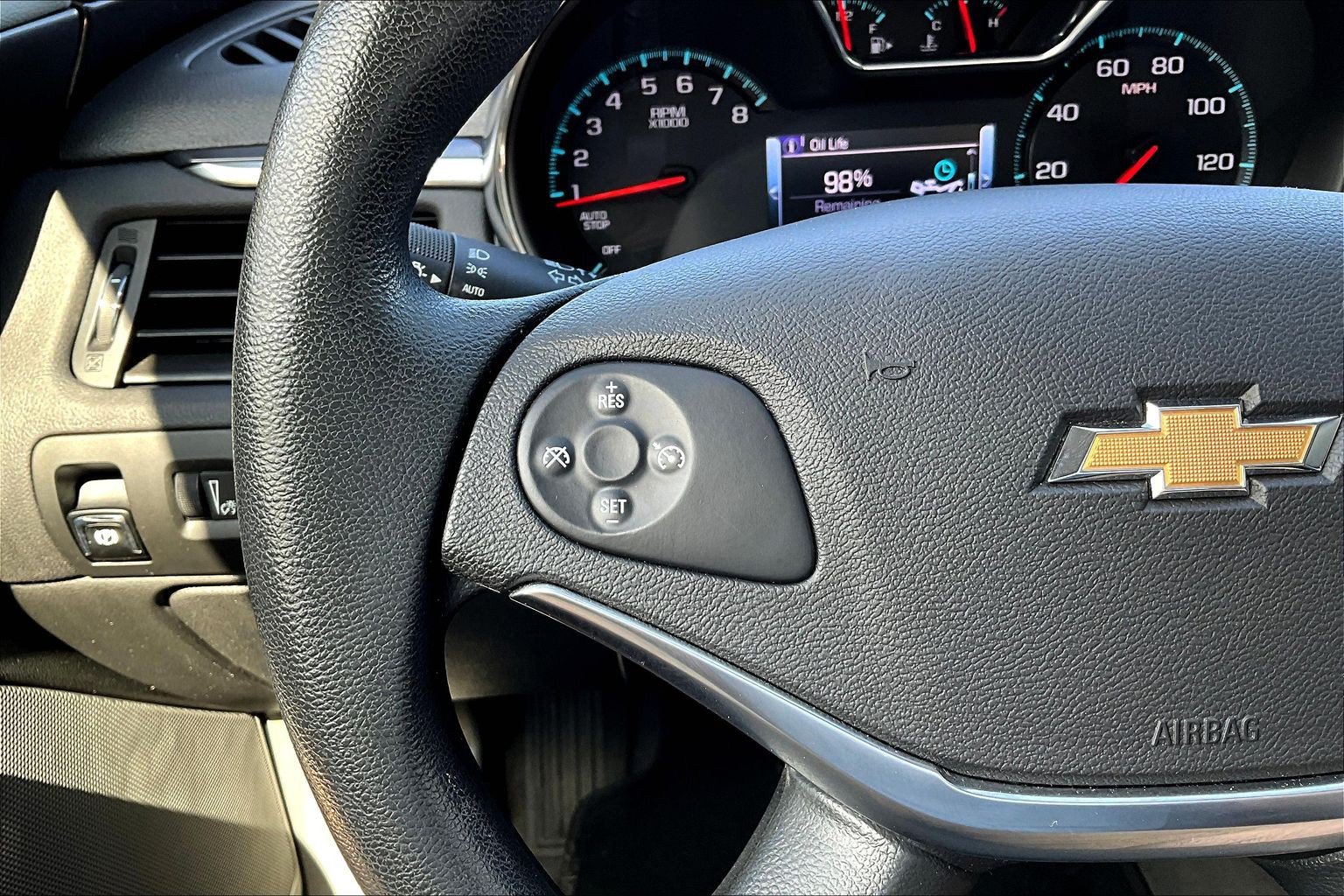Used 2018 Chevrolet Impala LS FWD image 11