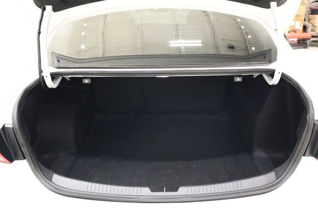 Used 2019 Chevrolet Malibu LT image 27