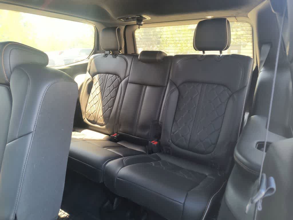Used 2022 Jeep Grand Wagoneer Series III w/ Flexible Seating Group AWD/4WD image 24