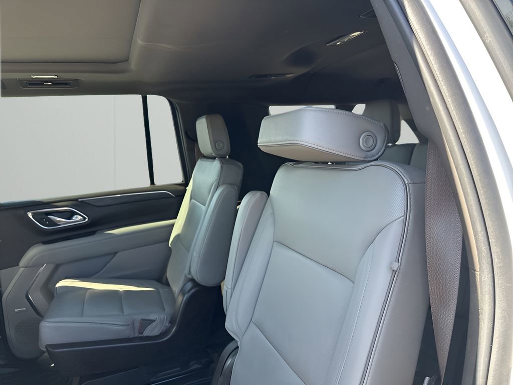 Used 2023 GMC Yukon XL SLT RWD image 20
