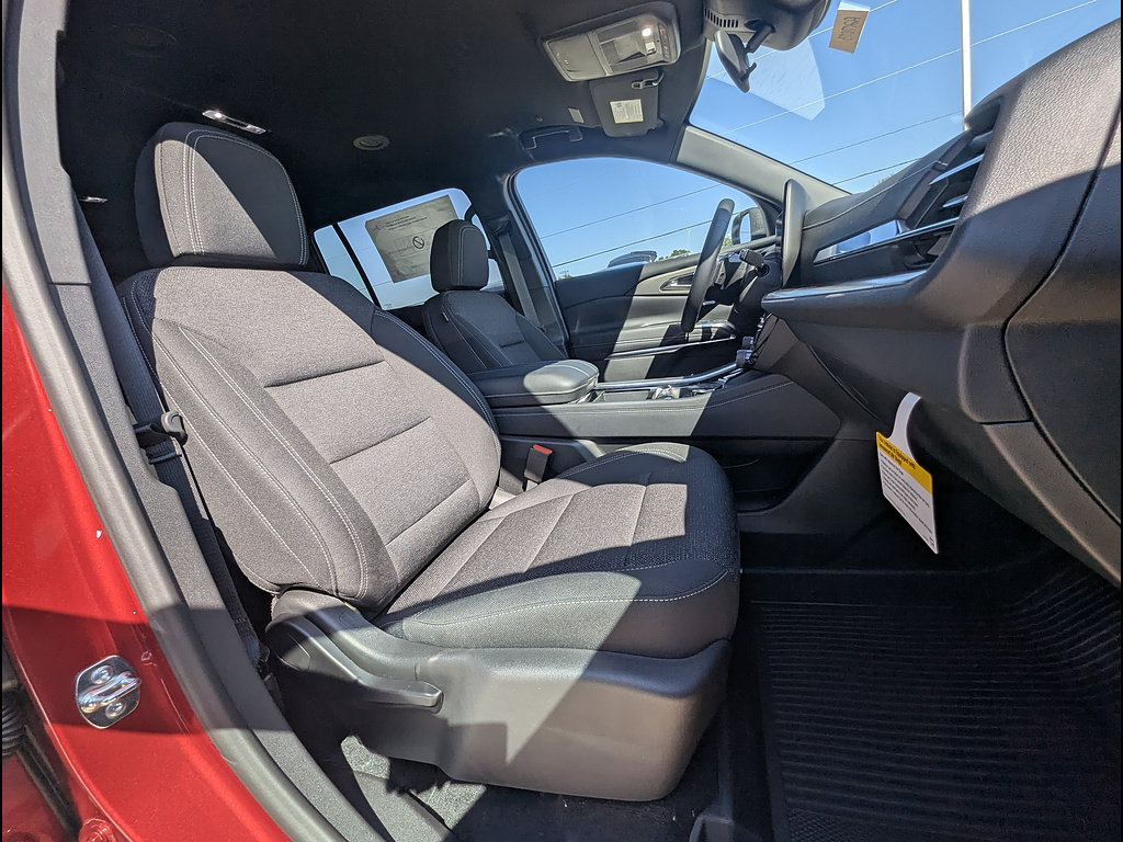 New 2027 Chevrolet Traverse LT w/ Midnight/Sport Edition FWD image 13