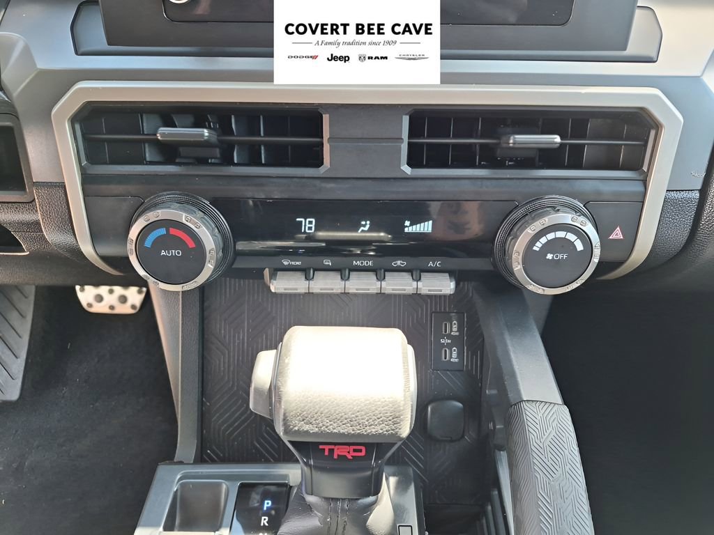 Used 2024 Toyota Tacoma TRD Sport image 38