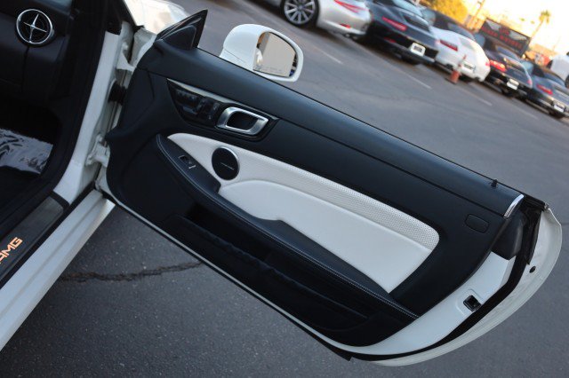 Used 2014 Mercedes-Benz SLK 55 AMG image 39